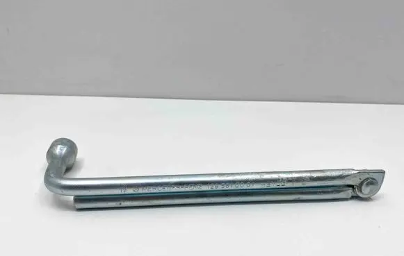 Mercedes-Benz SL R129 Tool set 1295810001 A1295810001