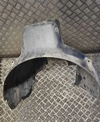 Audi A2 Front wheel arch liner splash guards 8Z0821172F