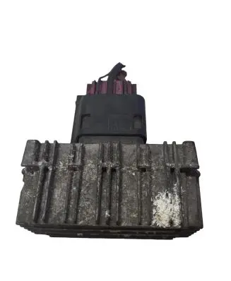 Glow plug pre-heat relay