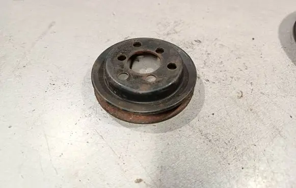 Volkswagen PASSAT B5 Power steering pump pulley 058145255