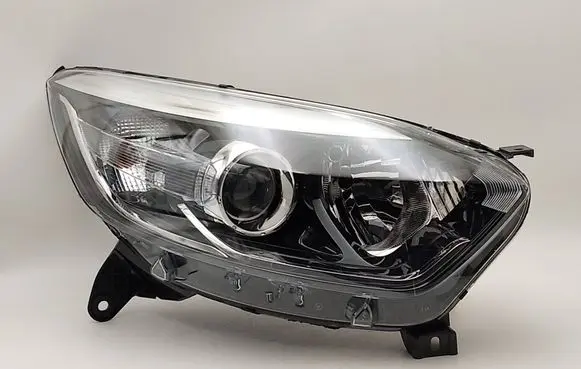 Renault Captur Headlight/headlamp 260102734R 030128121200 260102734