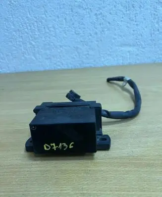 Mercedes-Benz E W124 Other relay 0025450632 D7136