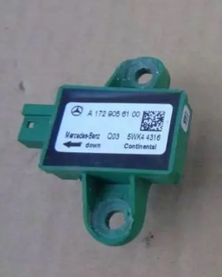 Mercedes-Benz E W212 Airbag deployment crash/impact sensor A1729056100