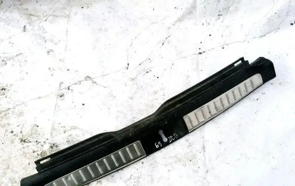 Toyota Avensis T250 Other trunk/boot trim element 5838705090 58387-05090