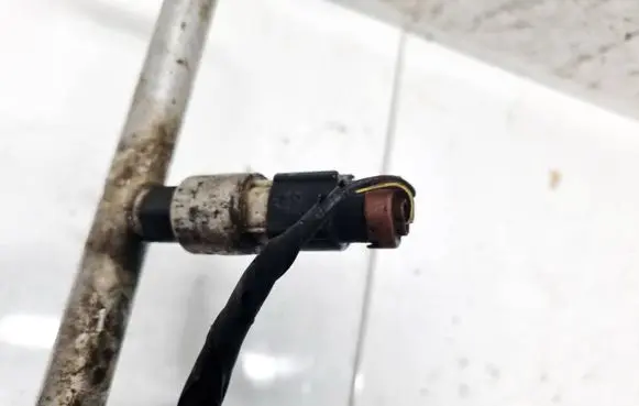 Air conditioning (A/C) pressure sensor