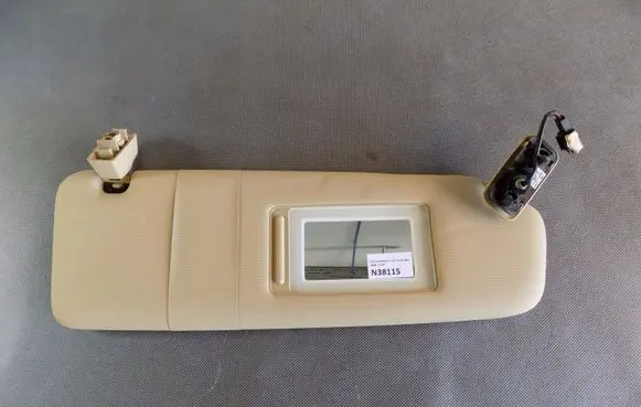 Volkswagen Touareg I Sun visor 7L6857552BS