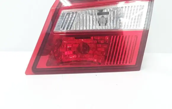Renault Latitude (L70) Tailgate rear/tail lights 265500030R