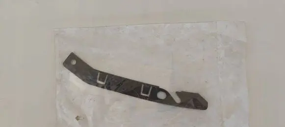 Mercedes-Benz ML W164 Front bumper mounting bracket A1648890295