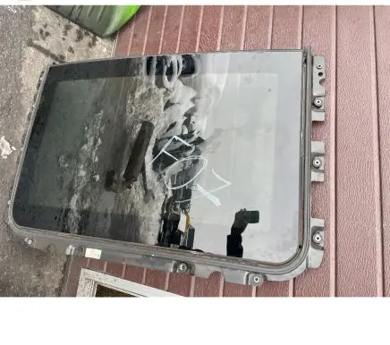 BMW 5 GT F07 Sunroof glass 542692205