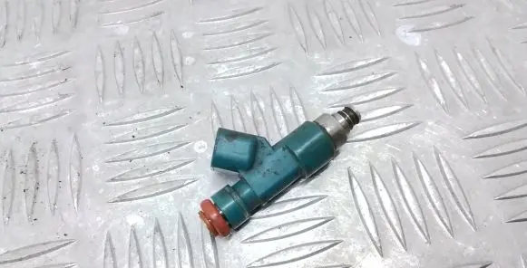 Volvo XC90 Fuel injector 6G9NAB