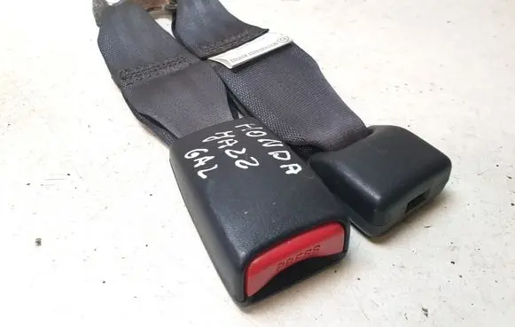 Honda Jazz Rear seatbelt buckle 0431112