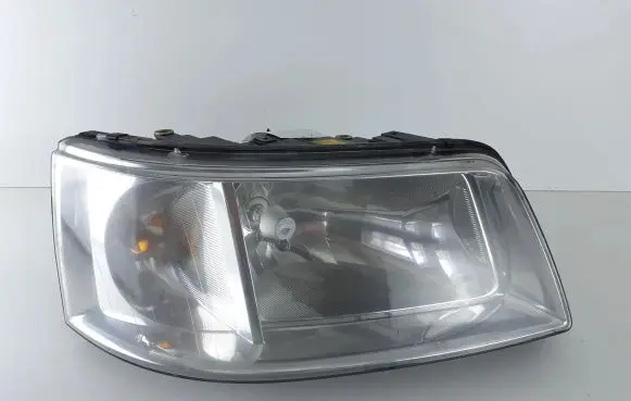 Volkswagen Transporter - Caravelle T5 Headlight/headlamp