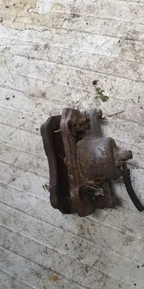 Suzuki Grand Vitara II Front brake caliper NOCODE