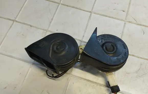 Citroen C5 Horn signal 0055306