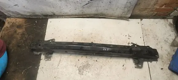 Volkswagen Golf IV Front bumper cross member 