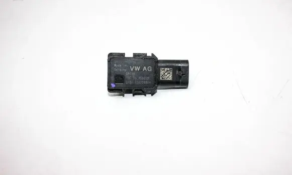 Audi Q3 F3 Air pressure sensor 06L906052