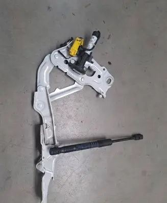 BMW 5 G30 G31 G38 Engine bonnet/hood hinges 7347408 13989610 3288807781