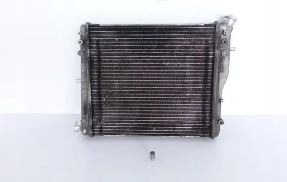 Audi R8 42 Coolant radiator 420121252AL