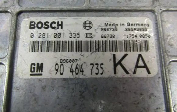 Opel Vectra B Engine control unit/module ECU 0281001335