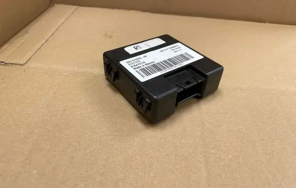 Chevrolet Camaro Light module LCM 816474175