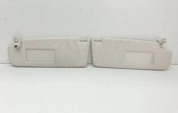 Volkswagen PASSAT CC Sun visor