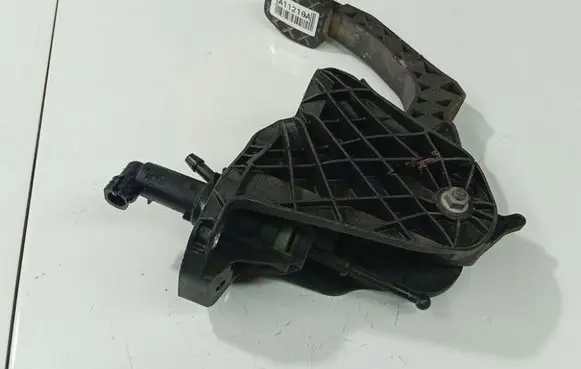 Skoda Superb B6 (3T) Clutch pedal 1K1721059DM