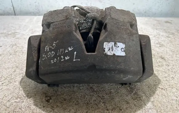 Audi A5 8T 8F Front brake caliper