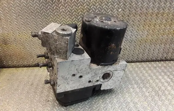 Mercedes-Benz S W220 ABS Pump 0044314612 0130108096
