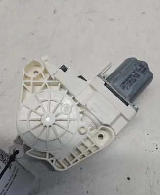 Audi A6 C7 Rear door window regulator motor 8K0959811A