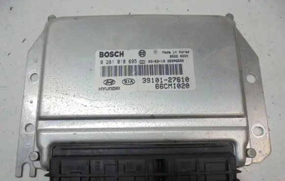 Hyundai Matrix Engine control unit/module ECU 39101-27610