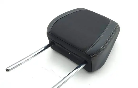 Peugeot 3008 II Front seat headrest 