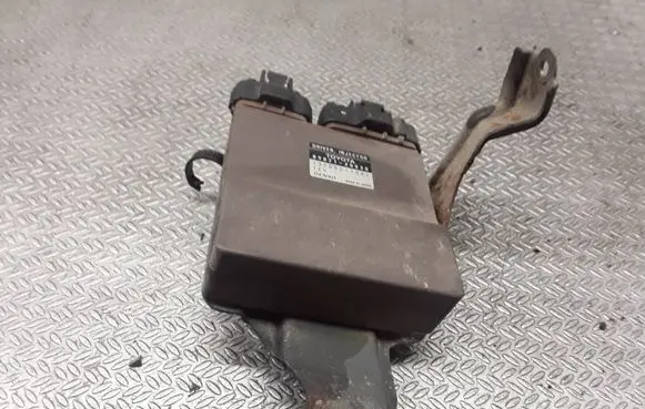 Toyota Previa (XR30, XR40) II Fuel injection control unit/module 8987120030 1310001041