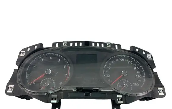 Volkswagen Golf VII Speedometer (instrument cluster) 5G1920740B