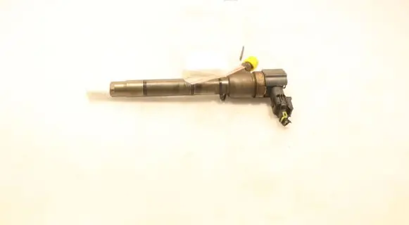 Fuel injector