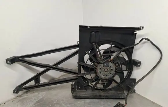 Opel Vectra B Electric radiator cooling fan 52475832