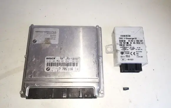 Engine ECU kit and lock set