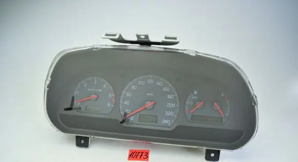 Volvo S40, V40 Speedometer (instrument cluster) 30889706D