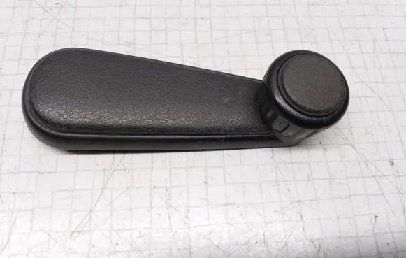 Volkswagen Golf II Rear door window winding handle 191837579