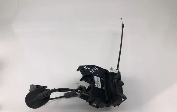 Renault Talisman Rear door lock 825034043R