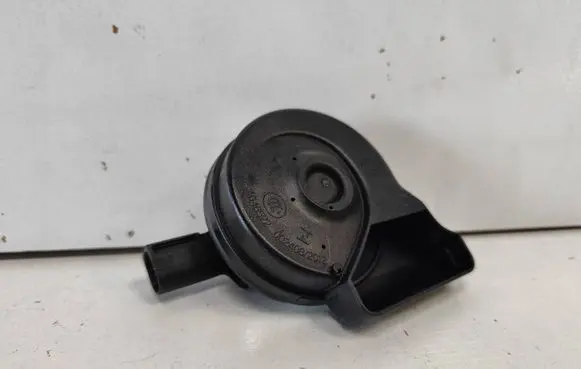 Skoda Octavia Mk3 (5E) Horn signal 5Q0951221A 5Q0951221R