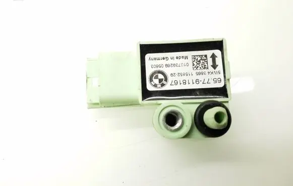 BMW X3 E83 Airbag deployment crash/impact sensor 65779118167 9118167