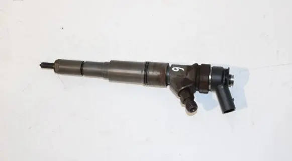BMW 5 E60 E61 Fuel injector 7794435 0445110209