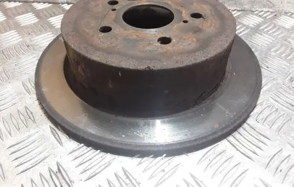 Toyota Avensis Verso Rear brake disc