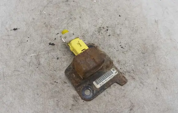Subaru Legacy Airbag deployment crash/impact sensor 3LK1911855