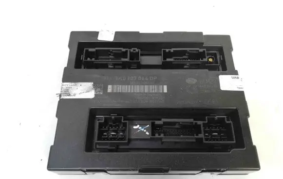 Audi A5 Sportback 8TA Central body control module 8K0907064DP