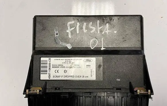 Ford Fiesta Comfort/convenience module 4S6T15K600CB