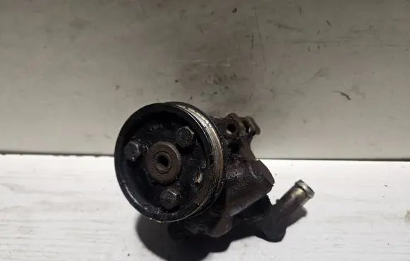 Ford Escort Power steering pump 94FF3A733AA