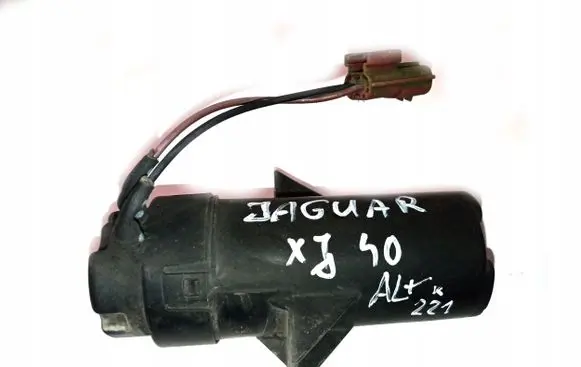 Jaguar XJ X300 Voltage converter inverter LMB1820AA