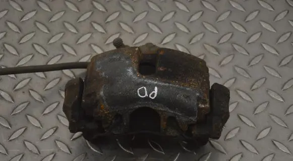 Volkswagen Beetle A5 Front brake caliper