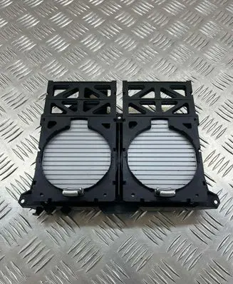 Cup holder front